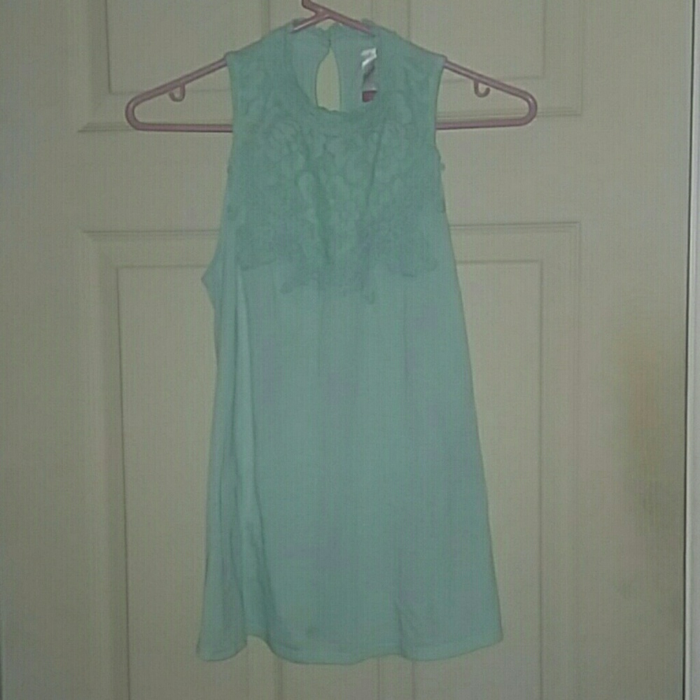 Lace collared flowing top